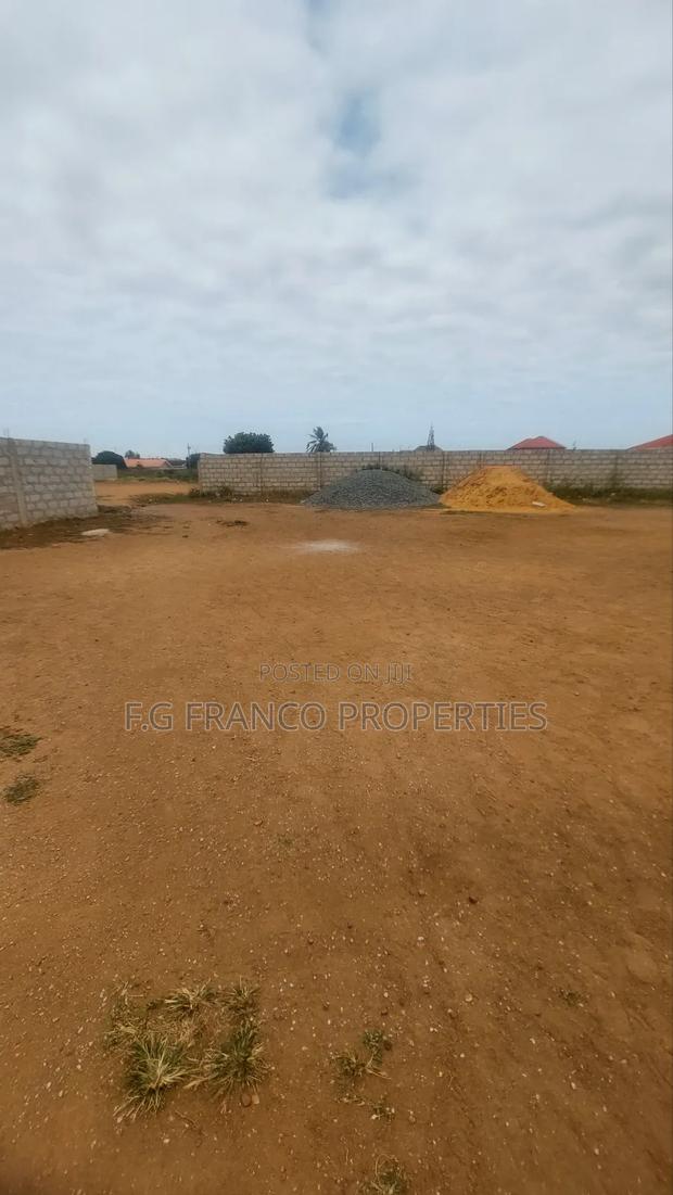 Land for Sale at Spintex · Photo 1