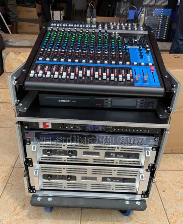 Line Array and Amplifier Rack Set · Photo 4