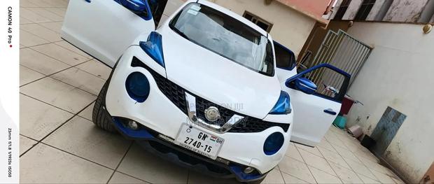 Nissan Juke 2015 White photo 3