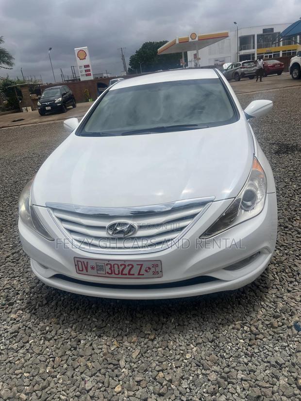 Hyundai Sonata Limited 2.0T Sedan (2.0L 4cyl 6A) 2013 White photo 5