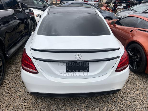 Mercedes-Benz C300 Sport 4Matic Sedan AWD (2.0L 4cyl 7A) 2017 White