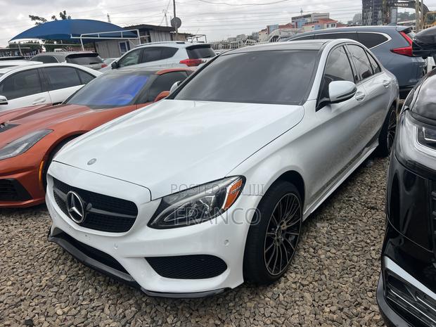 Mercedes-Benz C300 Sport 4Matic Sedan AWD (2.0L 4cyl 7A) 2017 White