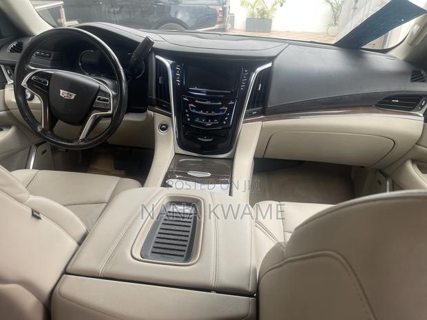 Cadillac Escalade 2019 Black