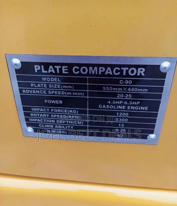 72 Kg Gasoline Plate Compactor photo 3
