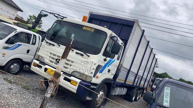 Hyundai Gold Cargo Truck photo 4