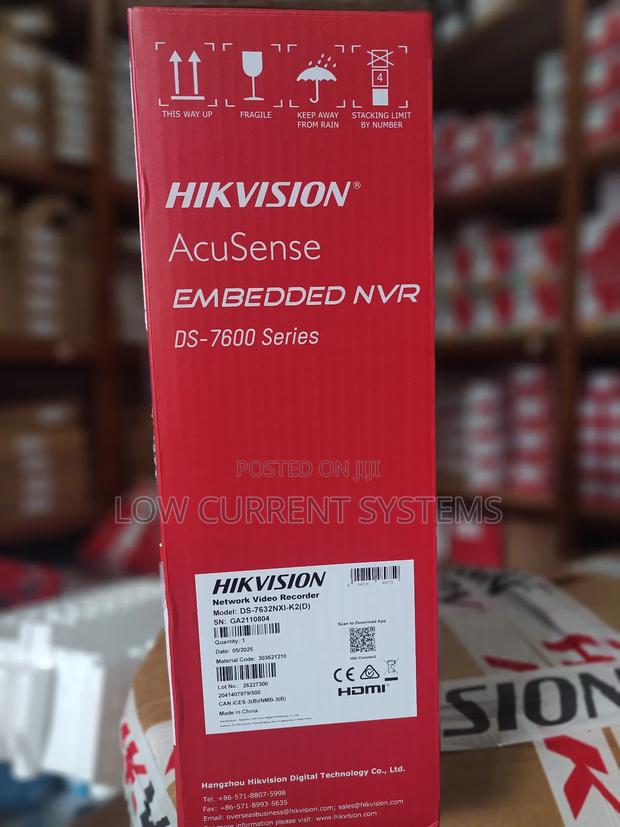 NVR Hikvision Non Poe 32 Channels Pro Serie Ds-7632nxi-(D) Acusense · Photo 3