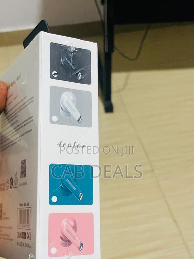 Samsung Led Buds photo 2
