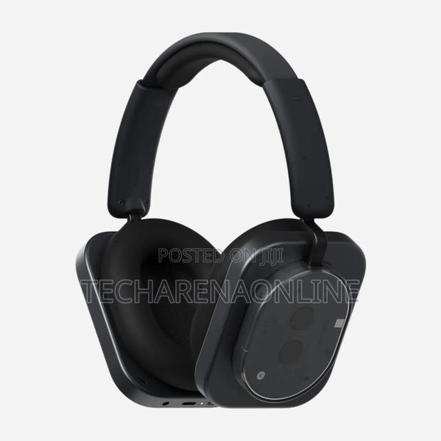 Nothing Headphone photo 2