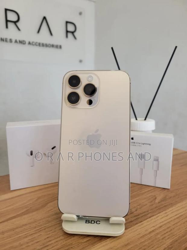 Apple iPhone 14 Pro Max 256 GB Gold photo 3