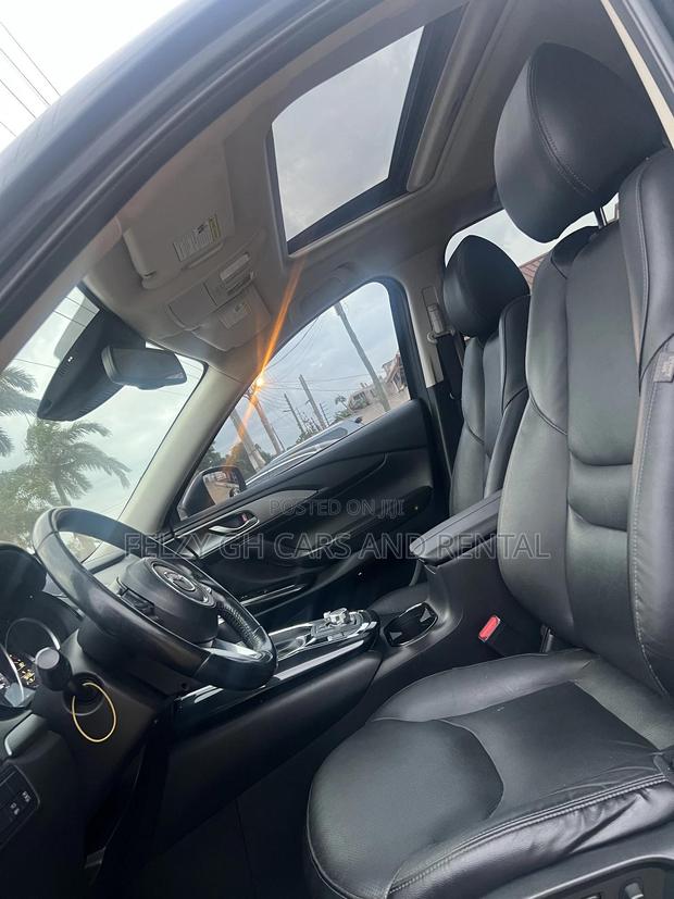 Mazda CX-9 Touring AWD 2018 Black photo 4