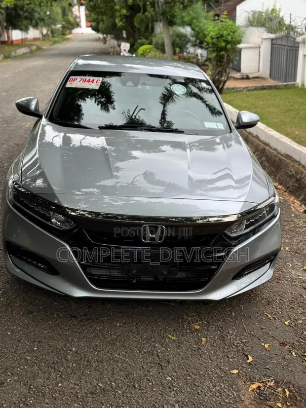 Honda Accord Sport (1.5L 4cyl Turbo CVT) 2019 Silver