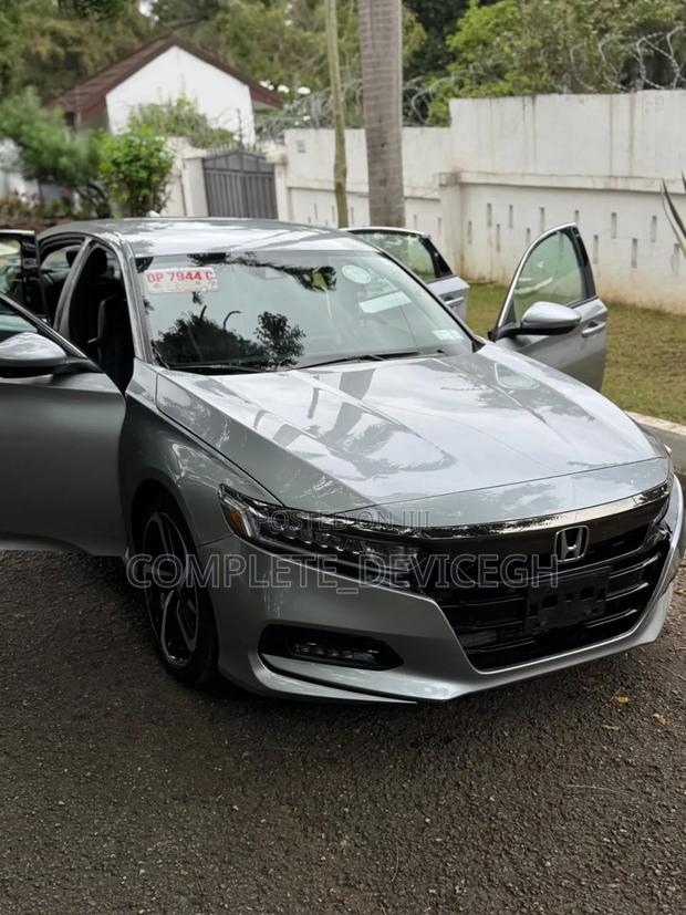 Honda Accord Sport (1.5L 4cyl Turbo CVT) 2019 Silver
