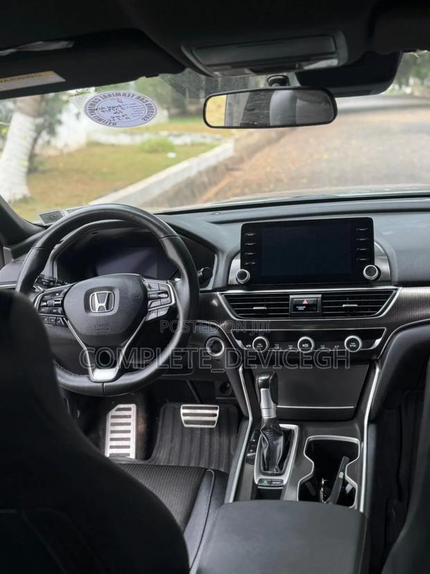 Honda Accord Sport (1.5L 4cyl Turbo CVT) 2019 Silver