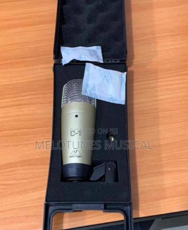 Behringer C-1 Studio Condenser Microphone. · Photo 2