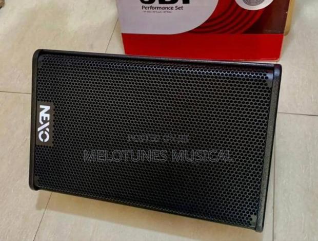 Nexo Pair of 12inches Passive Stage Monitors · Photo 2