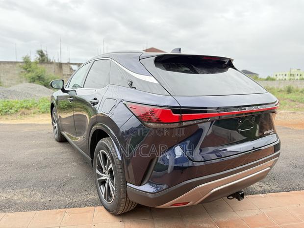 Lexus RX 2025 Blue