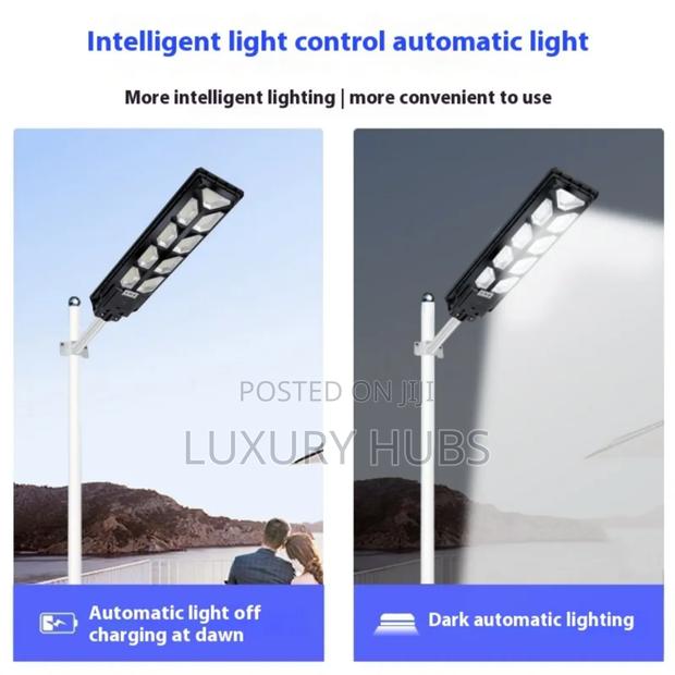 900w Smart Solar Street Light · Photo 4
