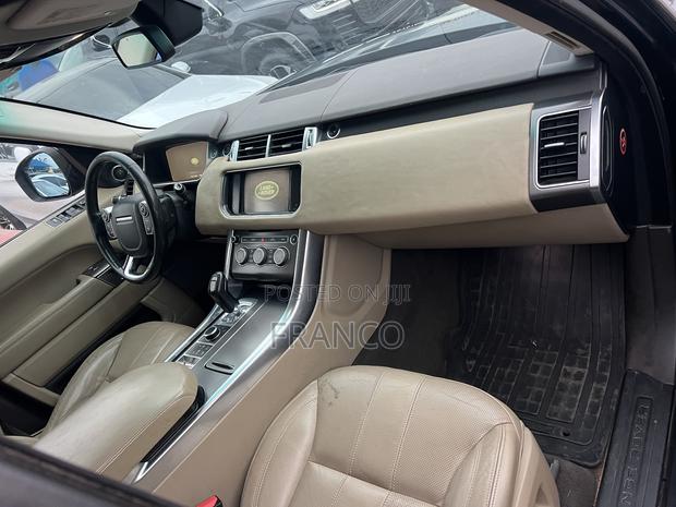 Land Rover Range Rover Sport SE 4dr SUV 4WD (3.0L 6cyl S/C 8A) 2014