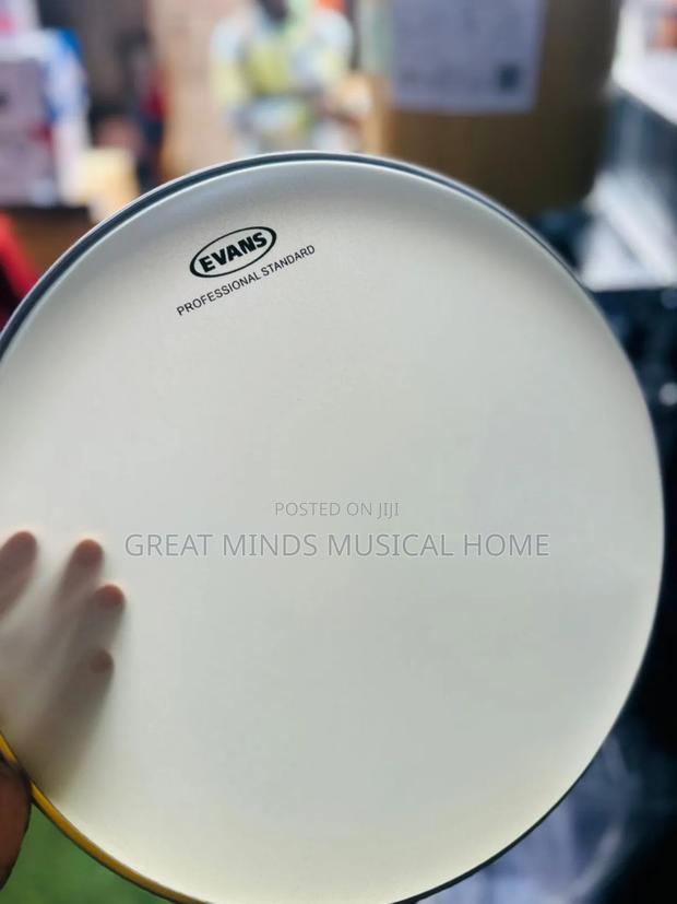 Evans Coated Snare Drum Skin · Photo 4
