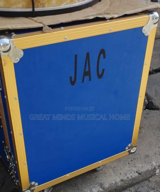 Jac 16units Amp Rack · Photo 3