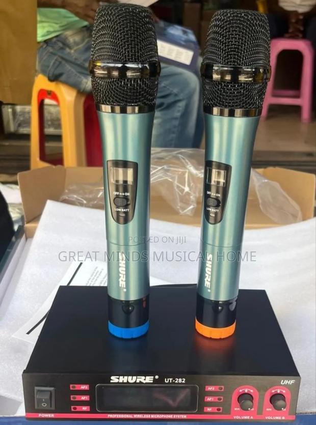 Shure Utz Wireless Microphone · Photo 3