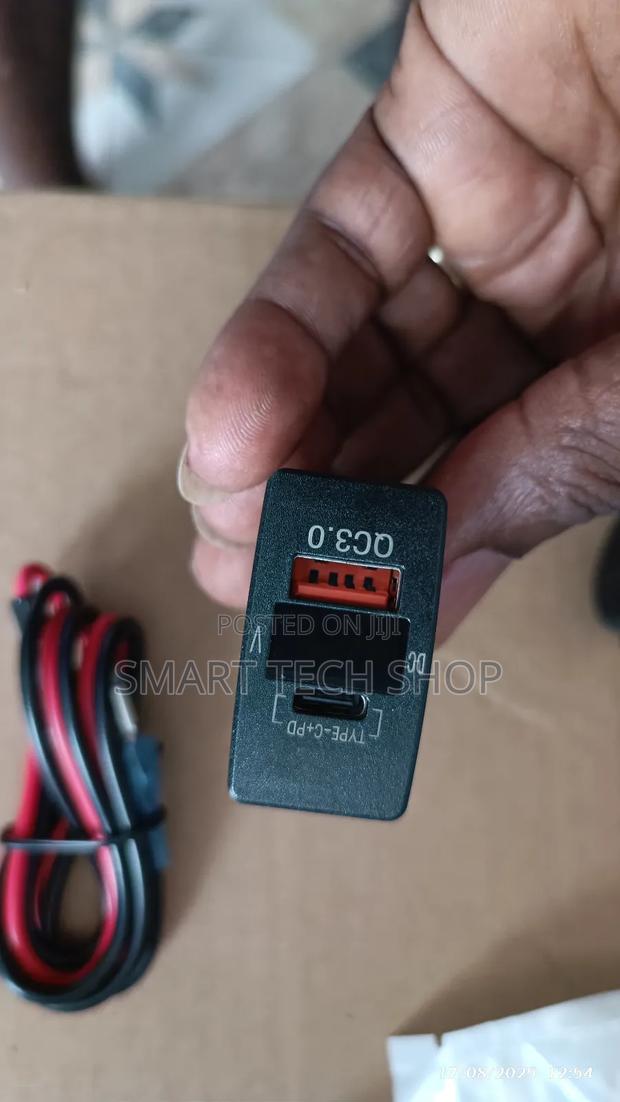 Dual Usb Fast Car Charger Pd +Usb For Smartphones, Tablets photo 4