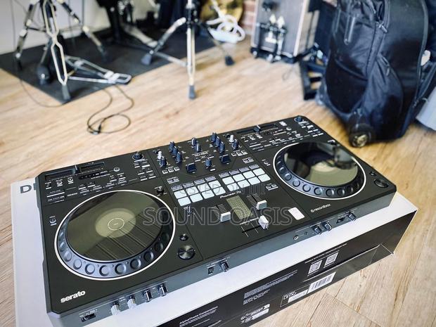 Pioneer Dj DDJ-Rev5 4-Deck Dj Controller · Photo 4