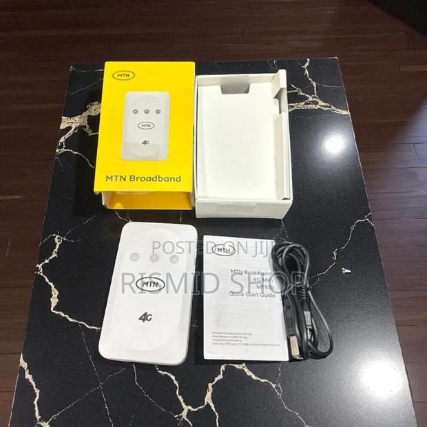 Universal Pocket Mifi With a Screen Display for Mtn, Vodafone Black · Photo 2