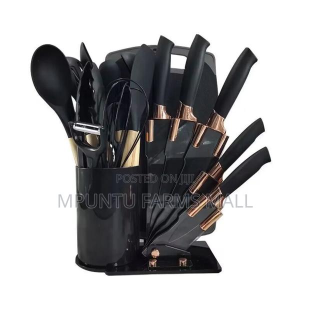 19pcs Kitchenware Set With Chopping Board