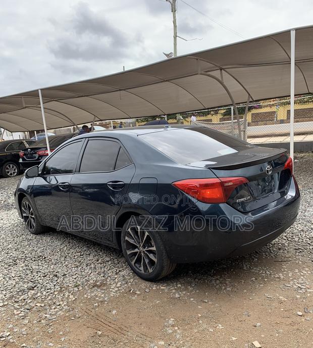 Toyota Corolla 2018 · Photo 2