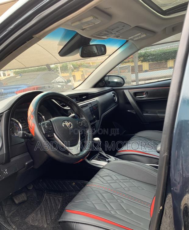 Toyota Corolla 2018 · Photo 3