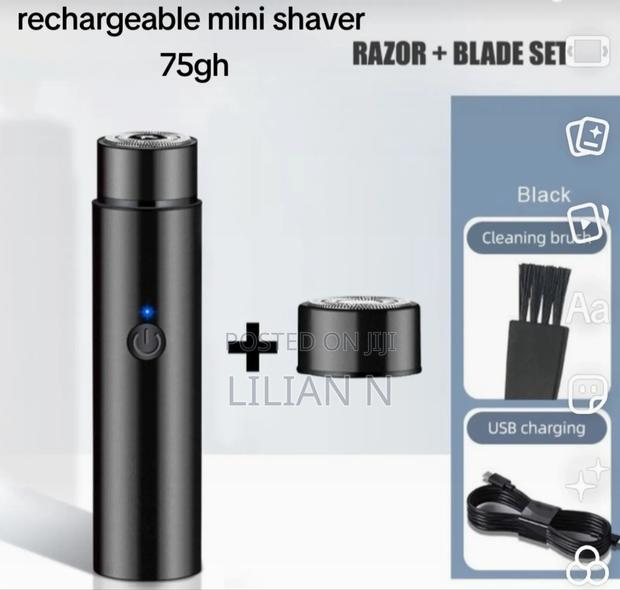 Rechargeable Mini Shaver · Photo 2