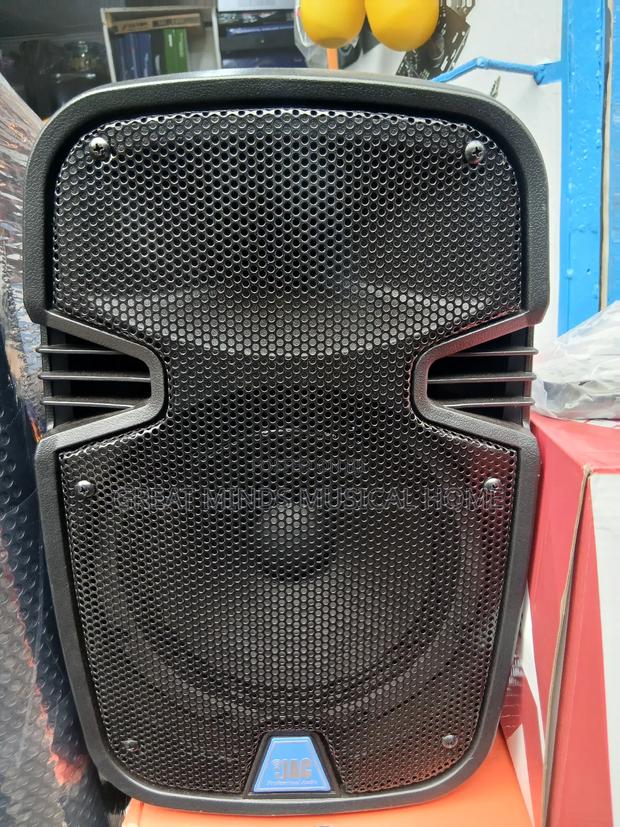 Jac 8" Rechargeable Speakers · Photo 4