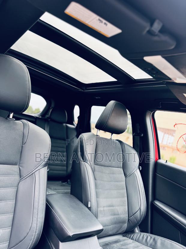 Mitsubishi Outlander SEL Launch Edition 2022 Red