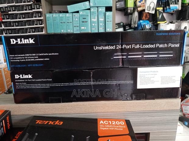 D-Link 24 Port Patch Panel · Photo 2