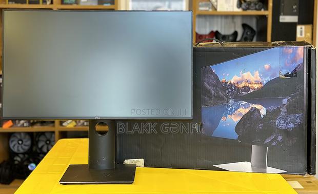 Dell Ultrasharp Infinityedge 2020 Monitor · Photo 3