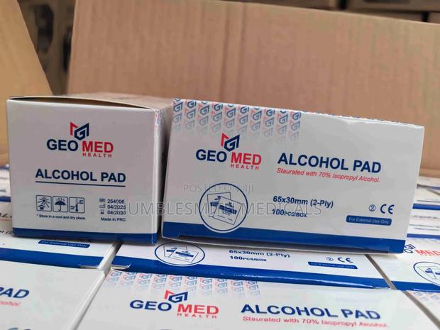 Alcohol Pad · Photo 2