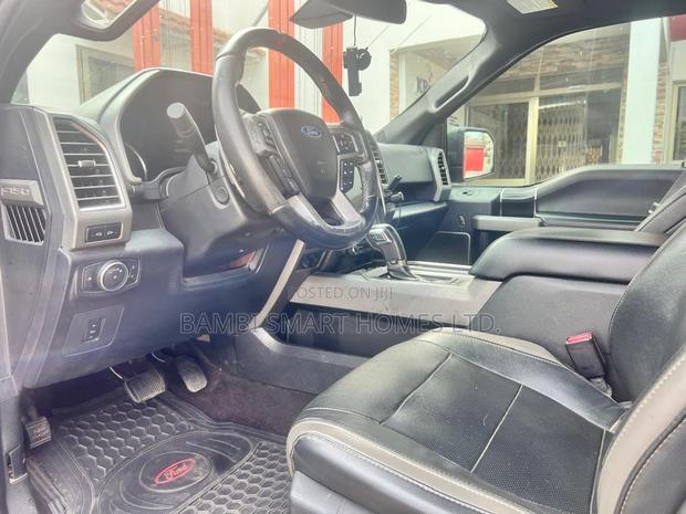 Ford F-150 Raptor 4x4 SuperCab Styleside 5.5 ft. box 133 in. WB 2017 photo 3