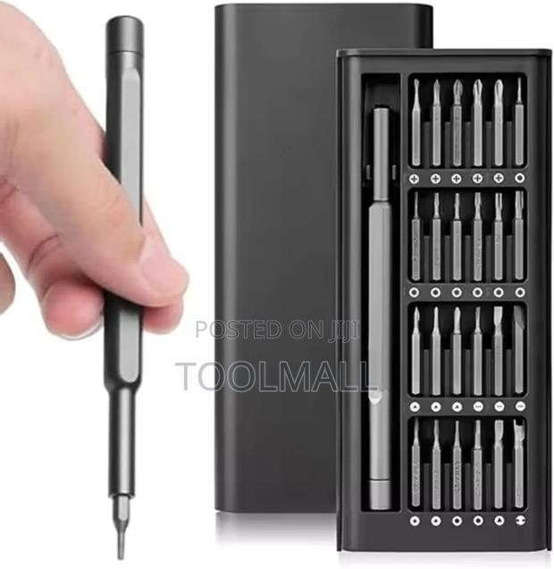 Multifunctional Screwdriver Set