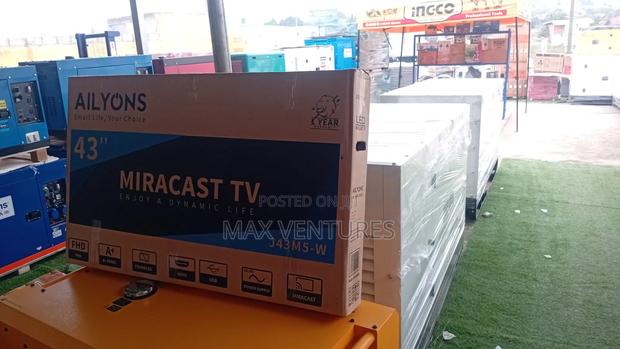Unlock the World of Content Ailyons Miracast 43inches Smart Life · Photo 3