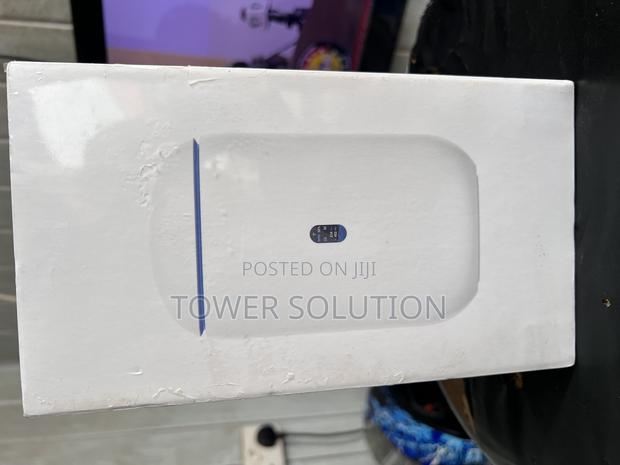 Ubiquity Unifi Dream Router · Photo 4