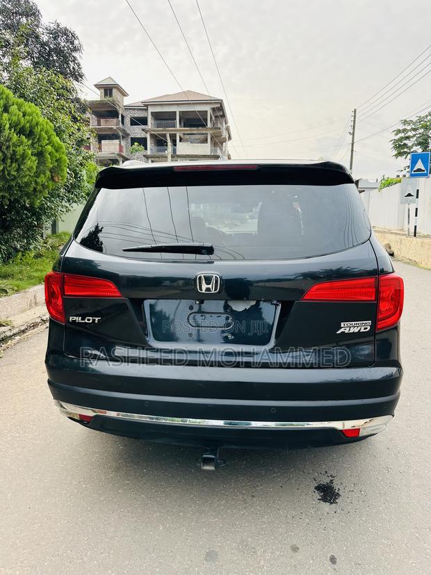 Honda Pilot Touring 4dr SUV (3.5L 6cyl 9A) 2017 Black