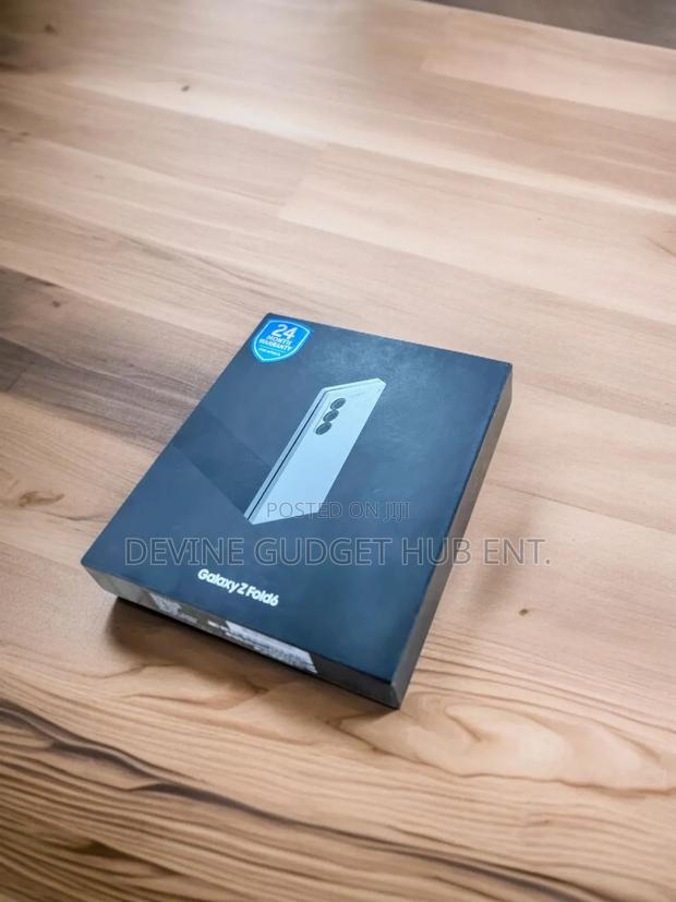 New Samsung Galaxy Z Fold6 256 GB Green photo 2