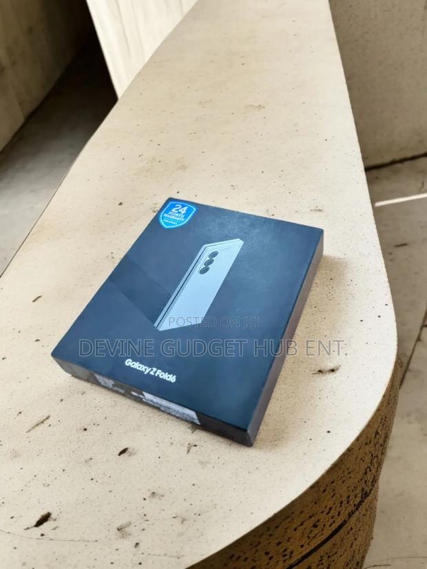 New Samsung Galaxy Z Fold6 256 GB Black photo 2