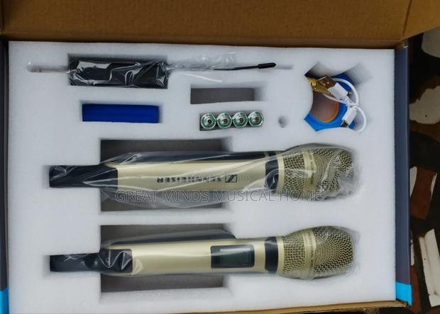 Sennheiser Wireless Microphone · Photo 4