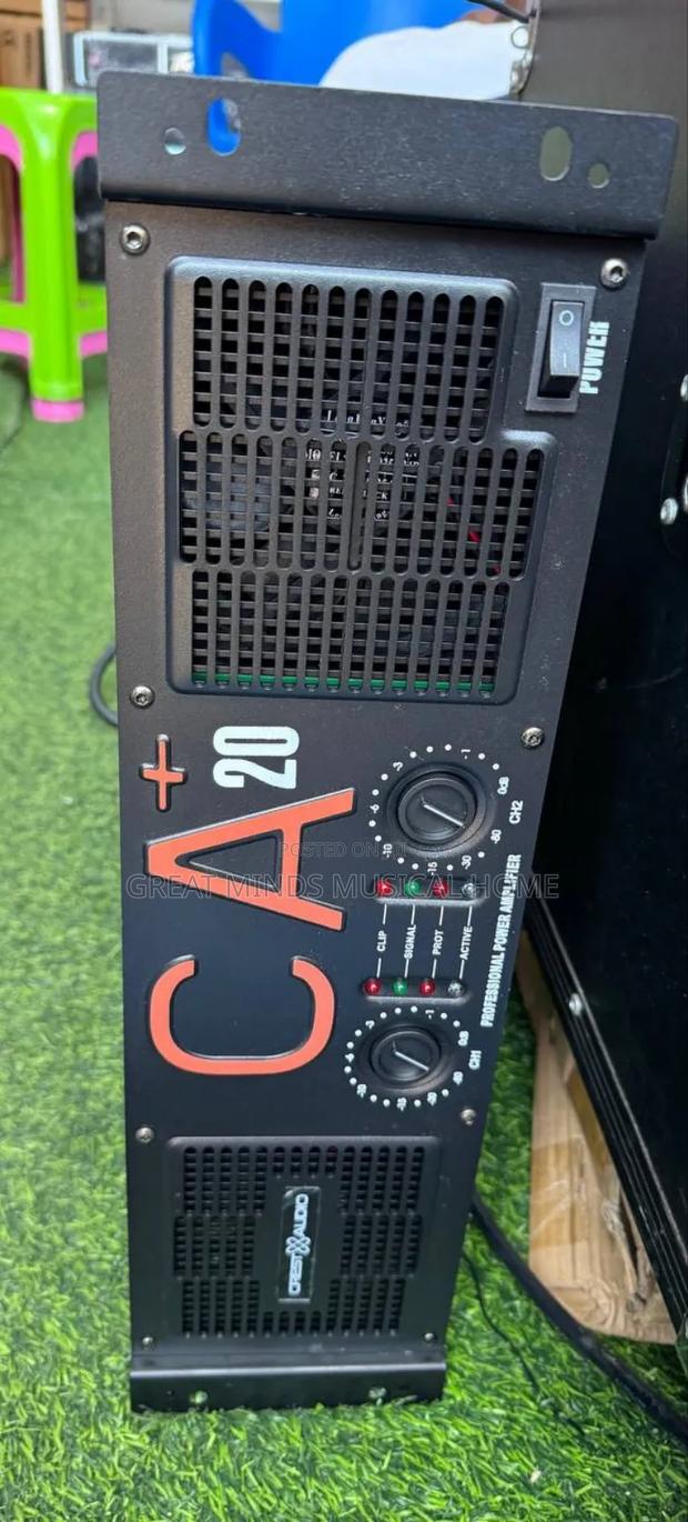 Crest Audio Ca20+ Power Amplifier · Photo 3