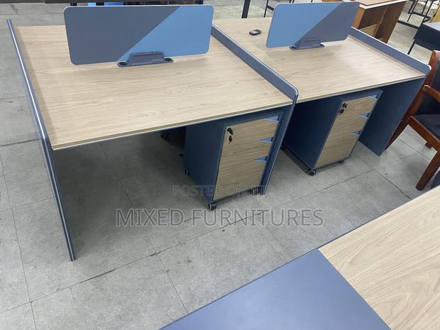 Executive Modern Work Station for Office