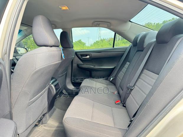 Toyota Camry LE 4dr Sedan (2.5L 4cyl 6A) 2016 Brown