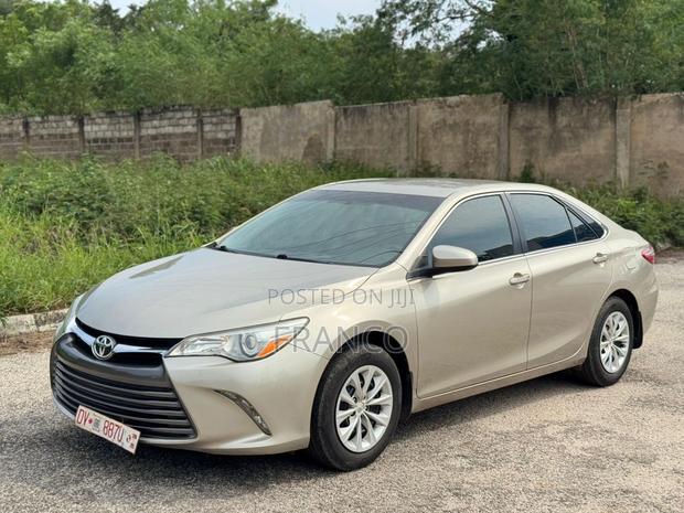 Toyota Camry LE 4dr Sedan (2.5L 4cyl 6A) 2016 Brown