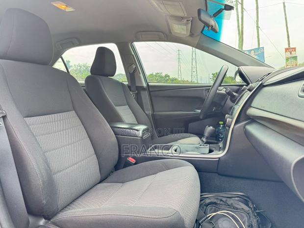 Toyota Camry LE 4dr Sedan (2.5L 4cyl 6A) 2016 Brown